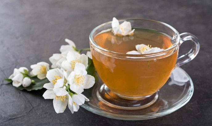 Jasmine Tea Alchemy: Crafting Enchanting Recipes to Elevate Your Sipping Experience